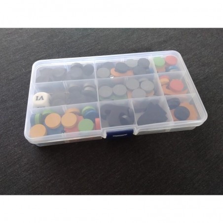Caja de plástico con divisores