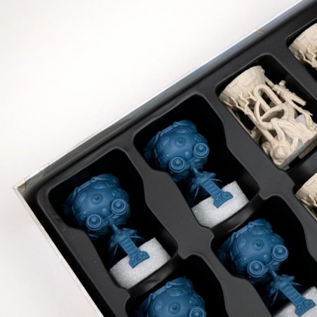 Cloudspire: Miniatures...